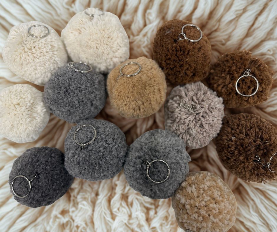 Paca Pom-Pom Keyrings