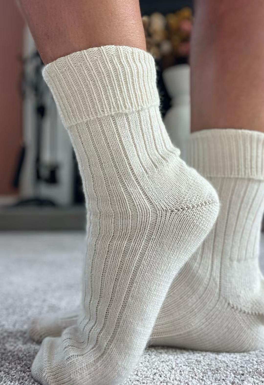 Alpaca socks - Image 4